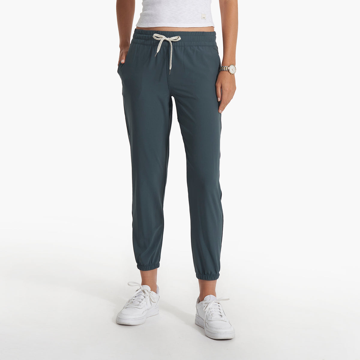 Women's Vuori Daily Jogger – BackRoads Brews + Shoes